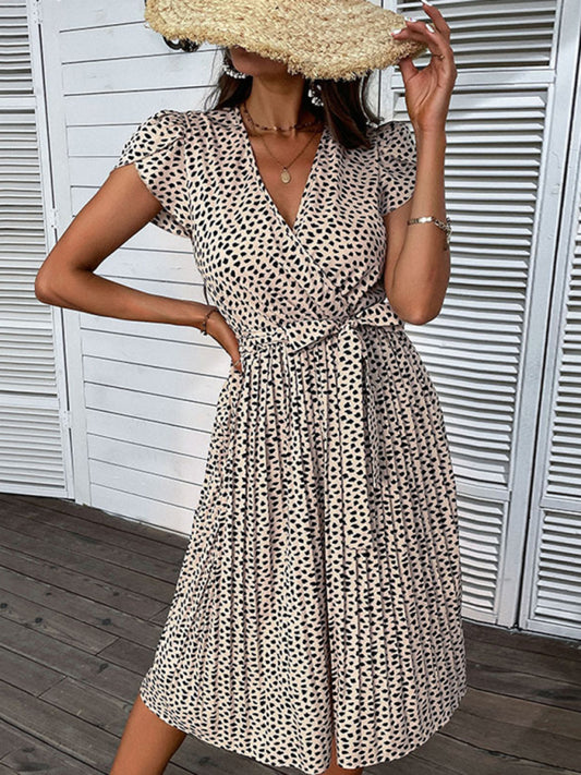 European and American V-neck leopard print large size beach dress